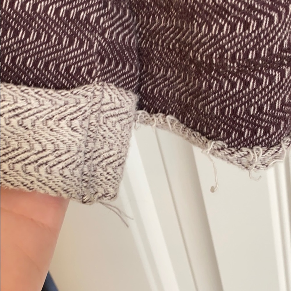 Sweater - Picture 4 of 4